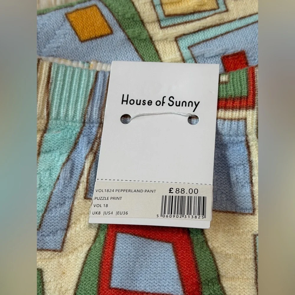 NWT House Of Sunny Pepperland Pants in Puzzle Print - Size 4